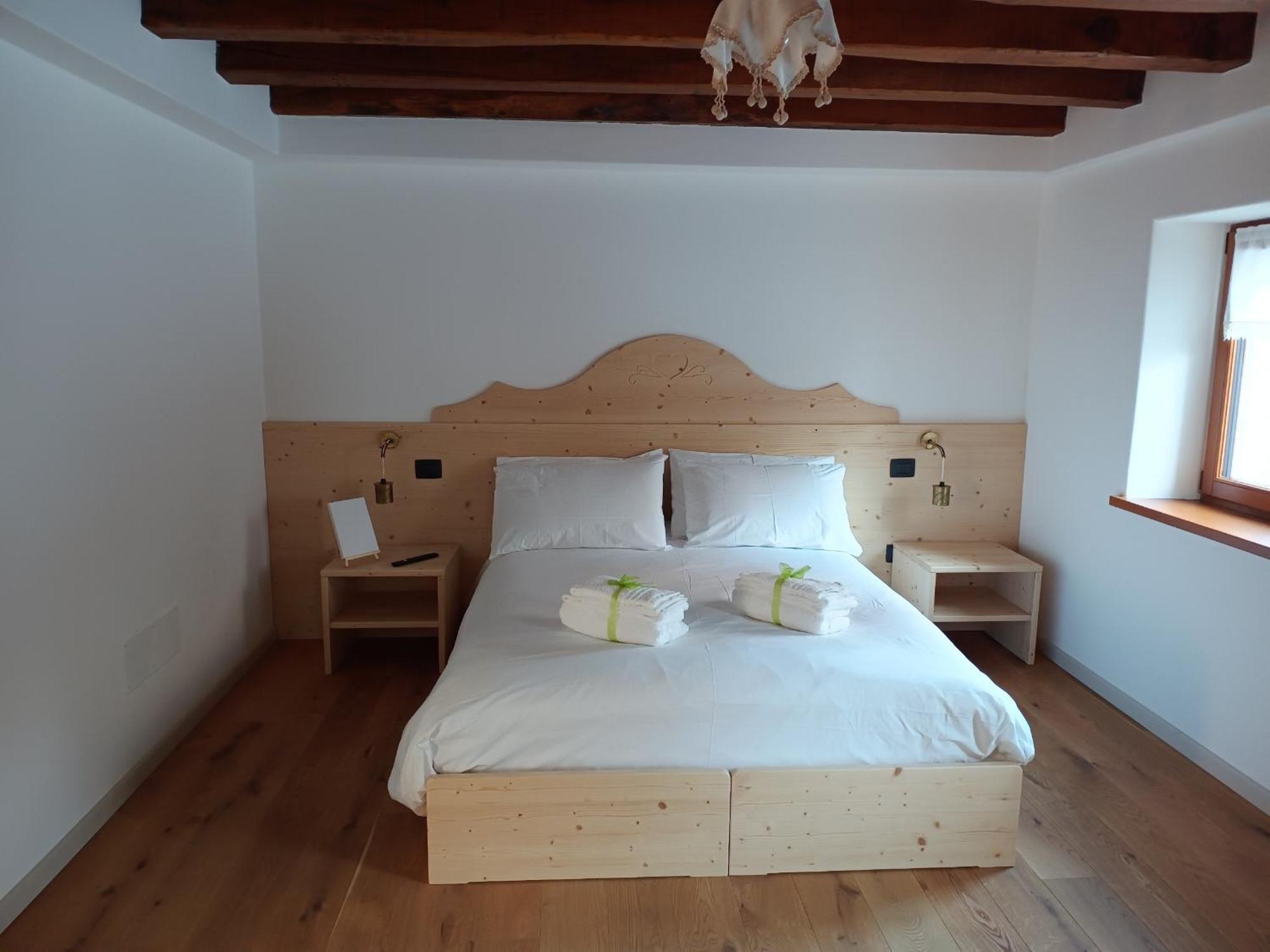 Bed and Breakfast La Farie Mediis Exteriér fotografie
